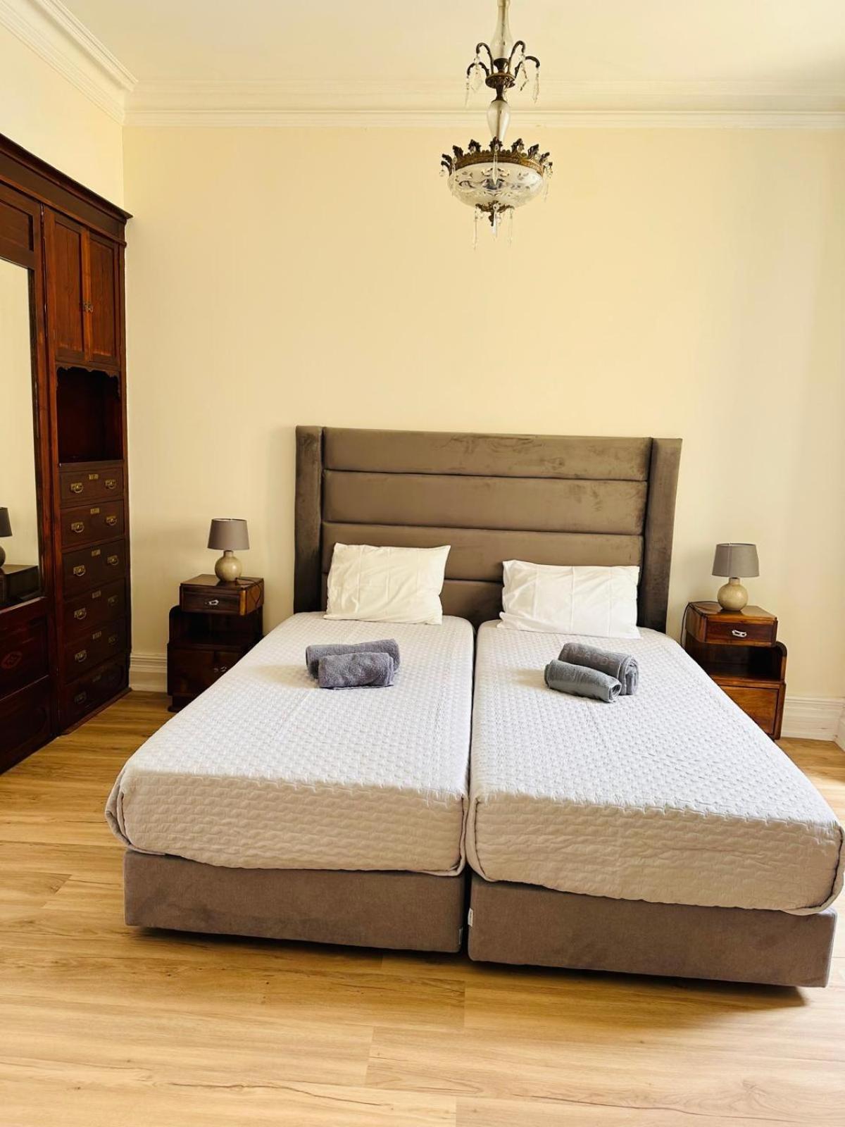 Azor International Hostel Ponta Delgada Buitenkant foto